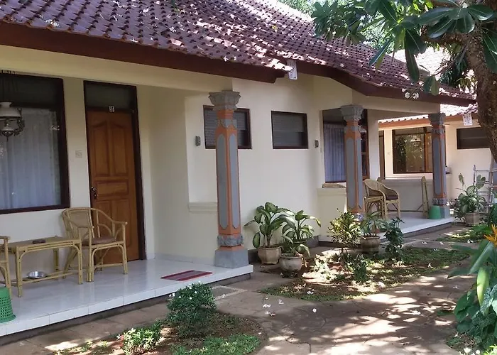 Hotel Bali 3*